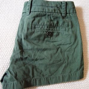 ❗️Brand New ❗️J. Crew Chino Shorts in Wintergreen